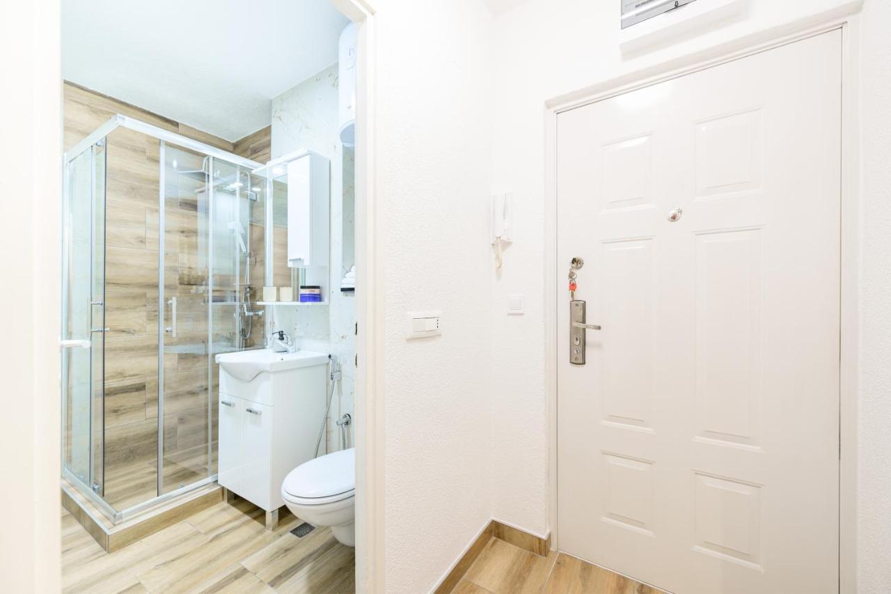 Apartment Una Alipasino With Two Bedrooms SJJ Exterior foto
